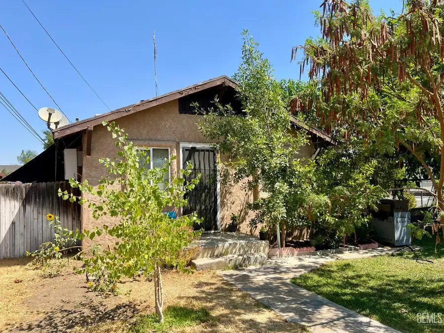 8712 GAIL MARIE DRIVE, Lamont, CA 93241 - #2