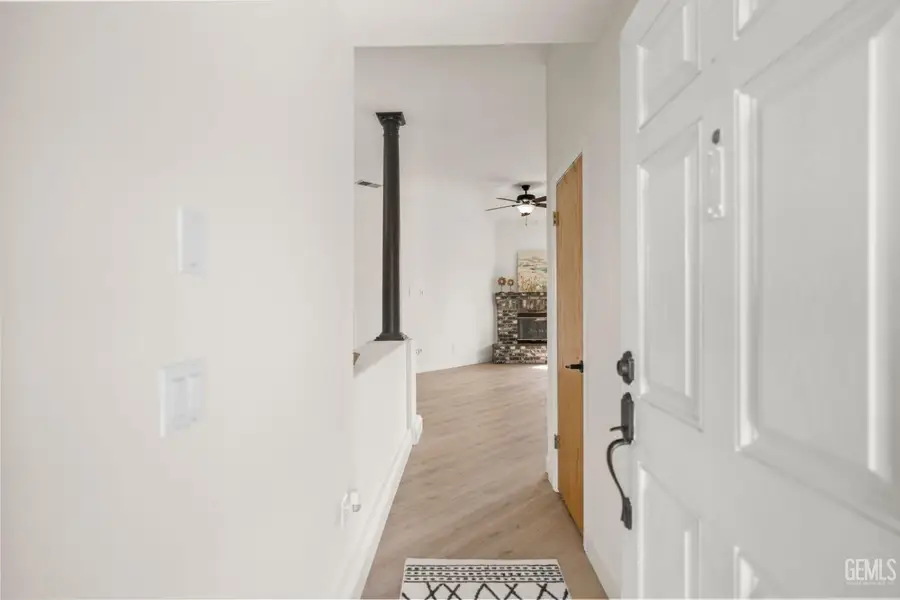 10215 ATAKAPA AVENUE, Bakersfield, CA 93312 - #2