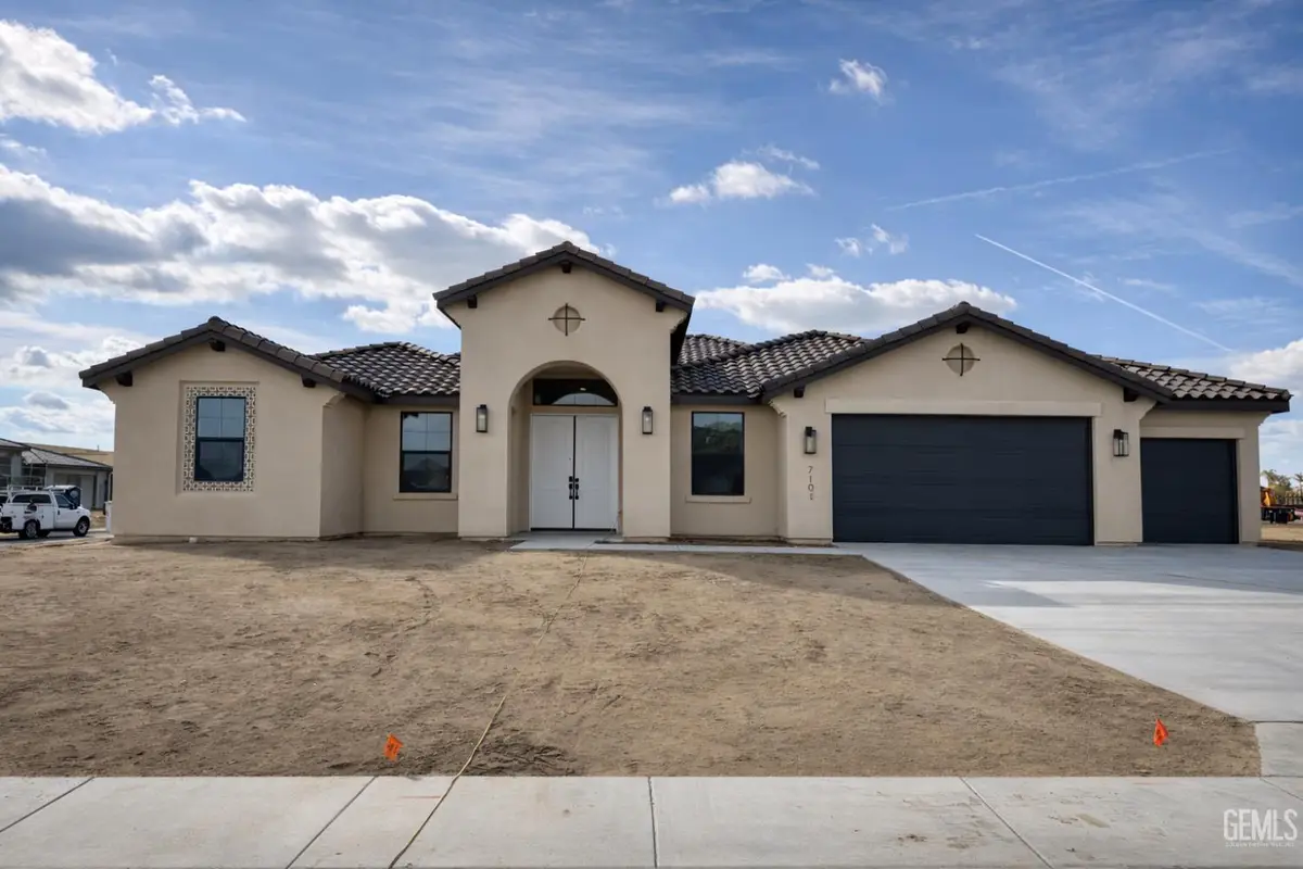 7101 HEALTHLAND DRIVE, Bakersfield, CA 93314 - #1