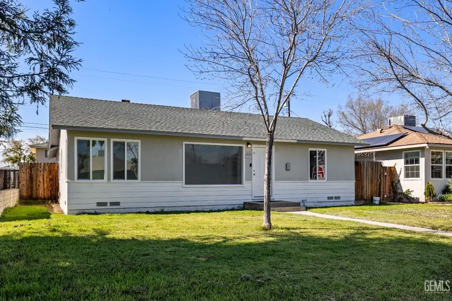 209 CYPRESS STREET, Bakersfield, CA 93304 - #2