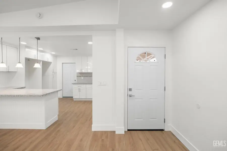 2612 LEE STREET, Bakersfield, CA 93304 - #3