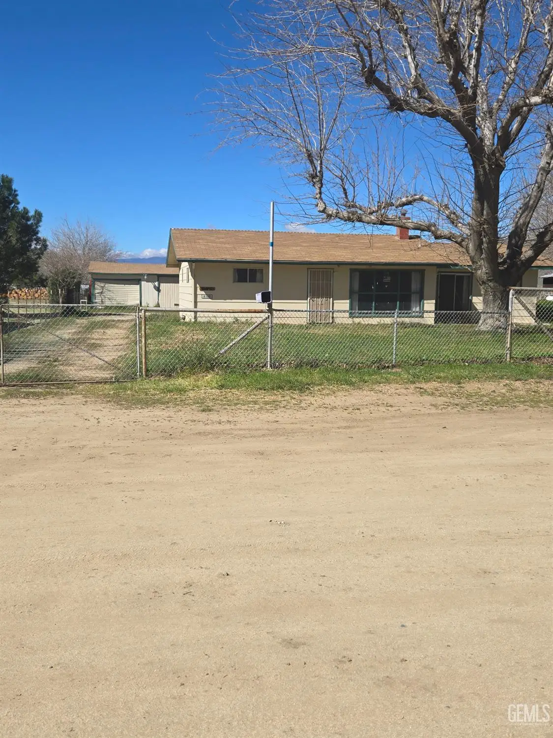 6165 BONIKELL, Weldon, CA 93283 - #1