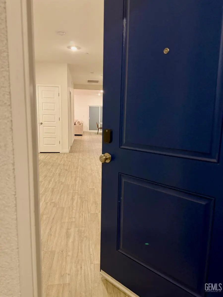 9618 MAPLE TERRACE LANE, Shafter, CA 93263 - #3