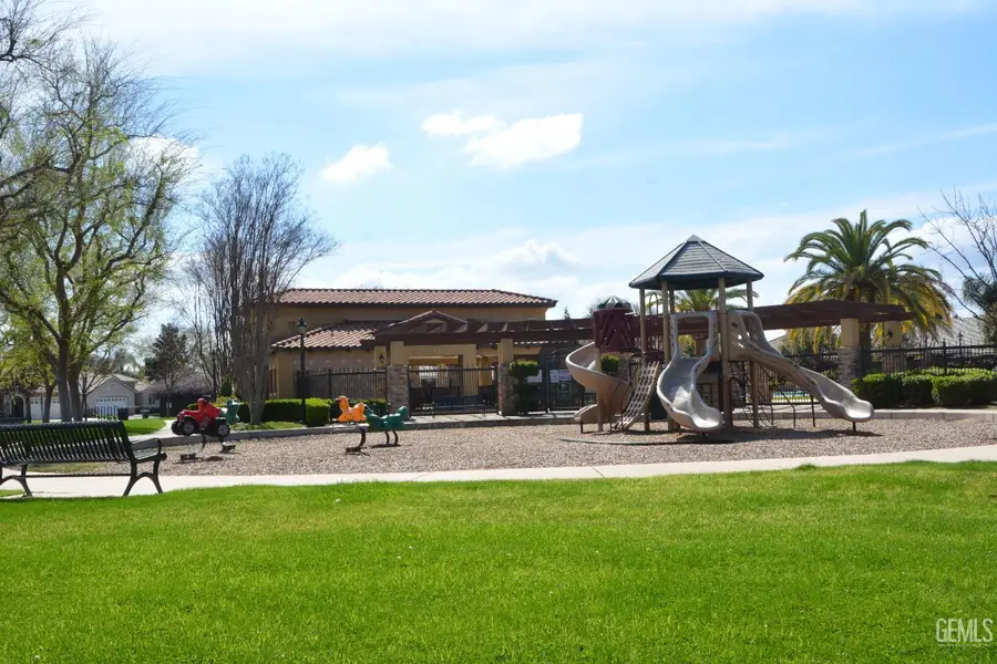 243 BLOOMFIELD DRIVE, Bakersfield, CA 93312 - #2