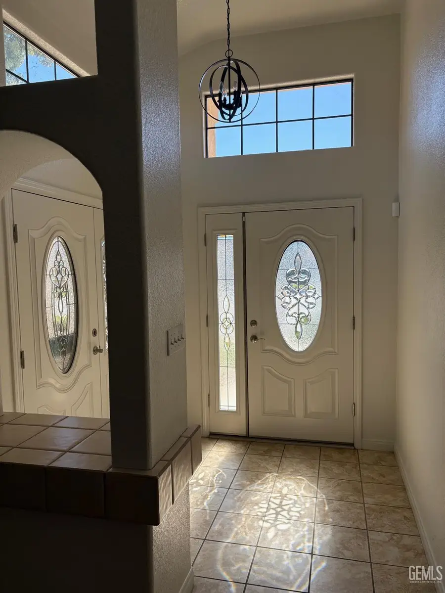 8228 NORFOLK COURT, Bakersfield, CA 93311 - #2