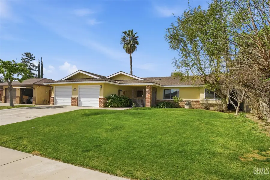 1807 MANNING STREET, Bakersfield, CA 93309 - #2