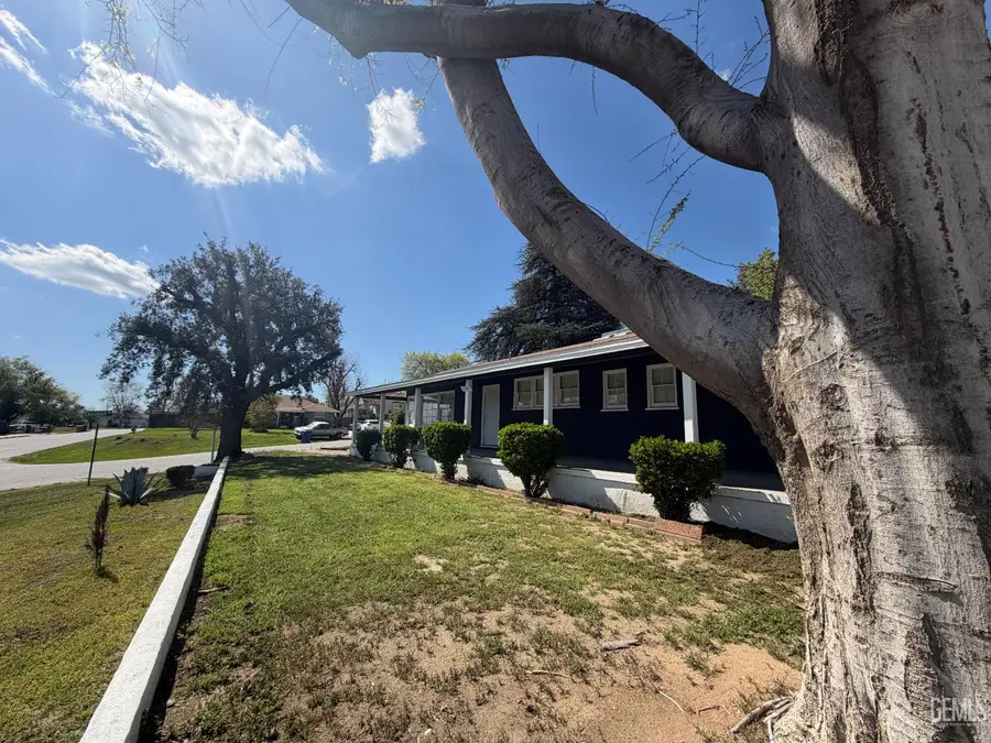 2800 SKYLINE BLVD, Bakersfield, CA 93305 - #2