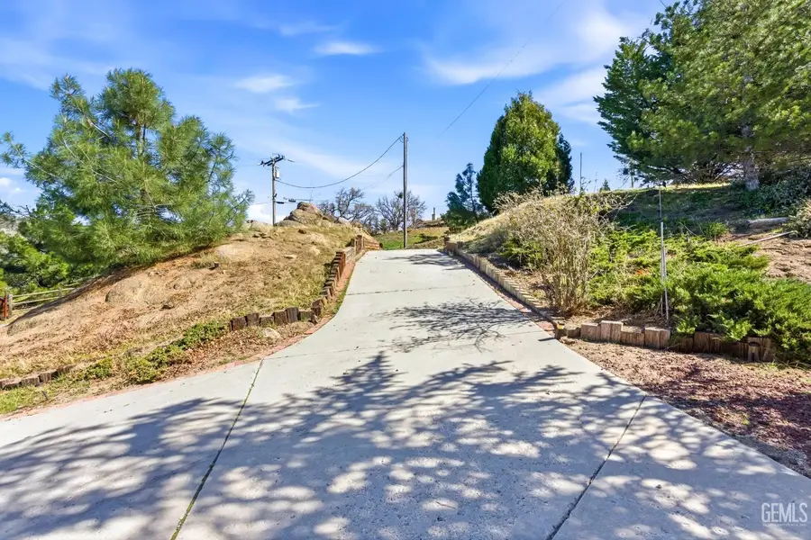 27100 BARKES WAY, Tehachapi, CA 93561 - #3
