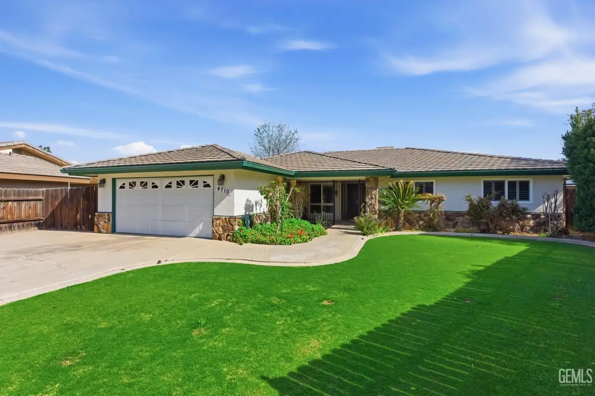 6710 PINEDALE COURT, Bakersfield, CA 93308 - #1