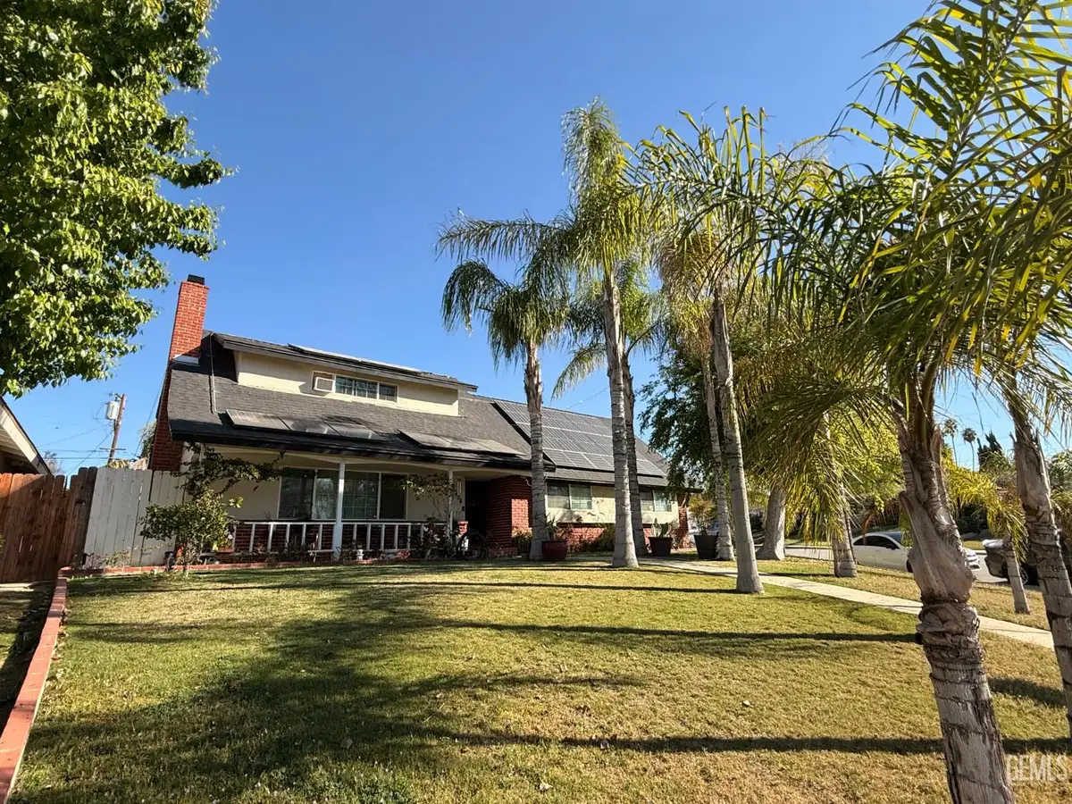 3804 CANDLEWOOD DRIVE, Bakersfield, CA 93306 - #1