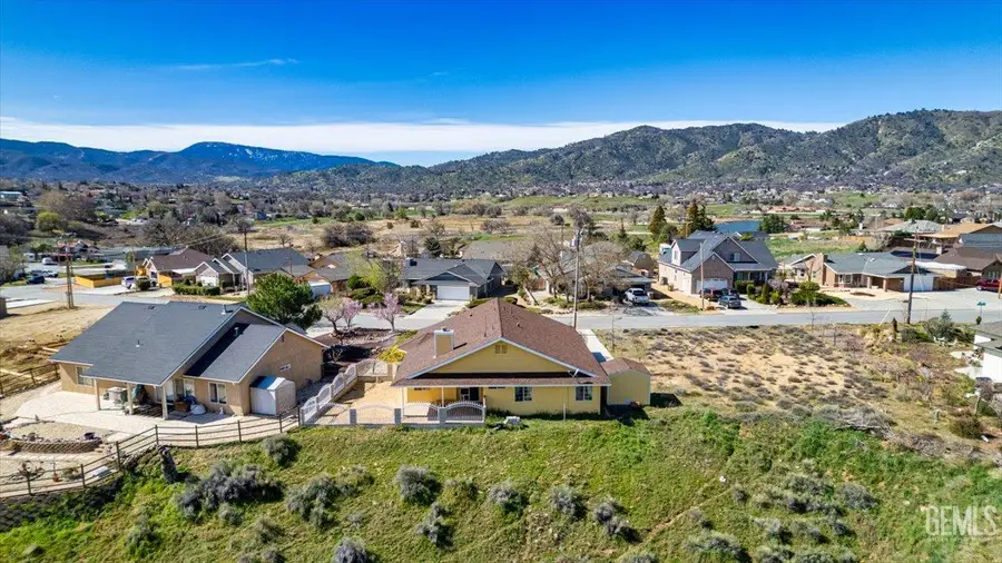 20012 BALD MOUNTAIN DRIVE, Tehachapi, CA 93561 - #3