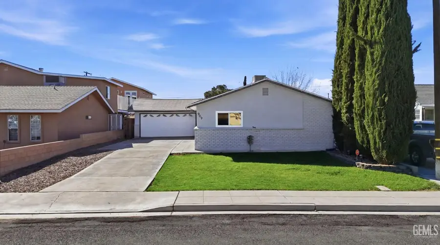 509 MONROE STREET, Taft, CA 93268 - #2