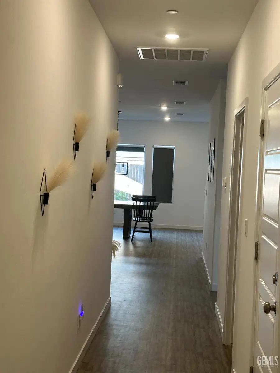 9610 GREENWOOD GLEN LANE, Shafter, CA 93263 - #3