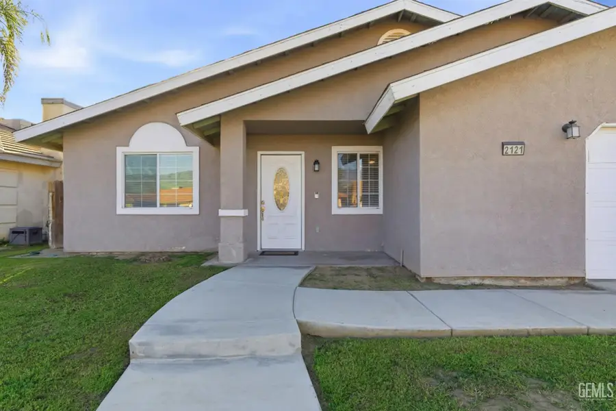 2121 S A ST, Arvin, CA 93203 - #2