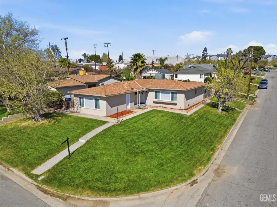 2401 KENWOOD ROAD, Bakersfield, CA 93306 - #2