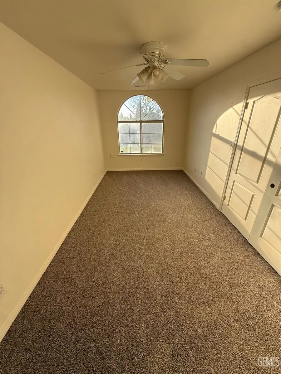 804 N LOCH LLOYD LANE, Bakersfield, CA 93312 - #3