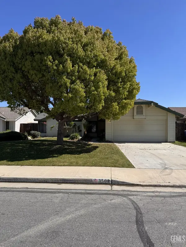 3508 RUNNING SPRINGS WAY, Bakersfield, CA 93311