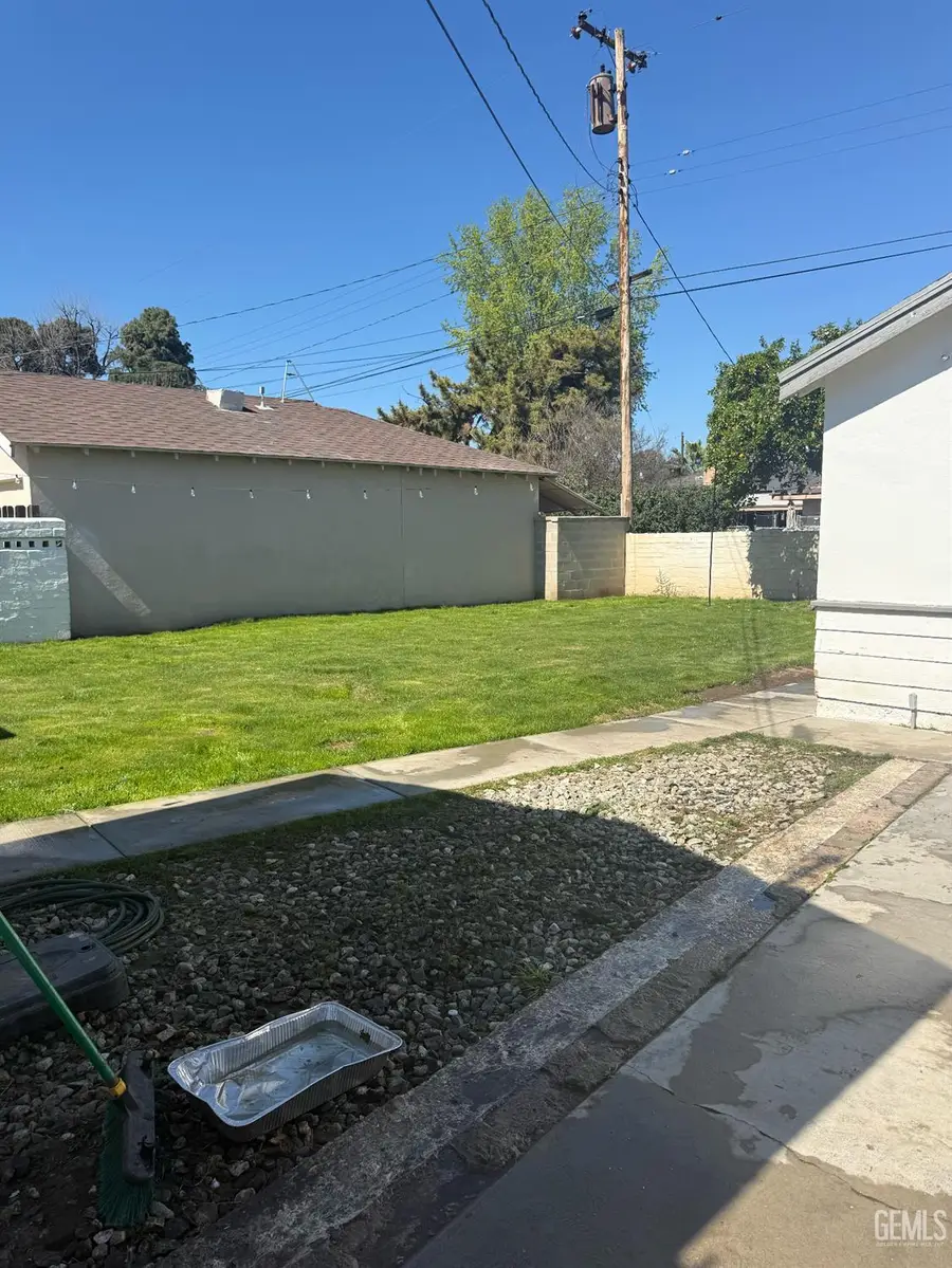 1912 LESTER STREET, Bakersfield, CA 93304 - #3
