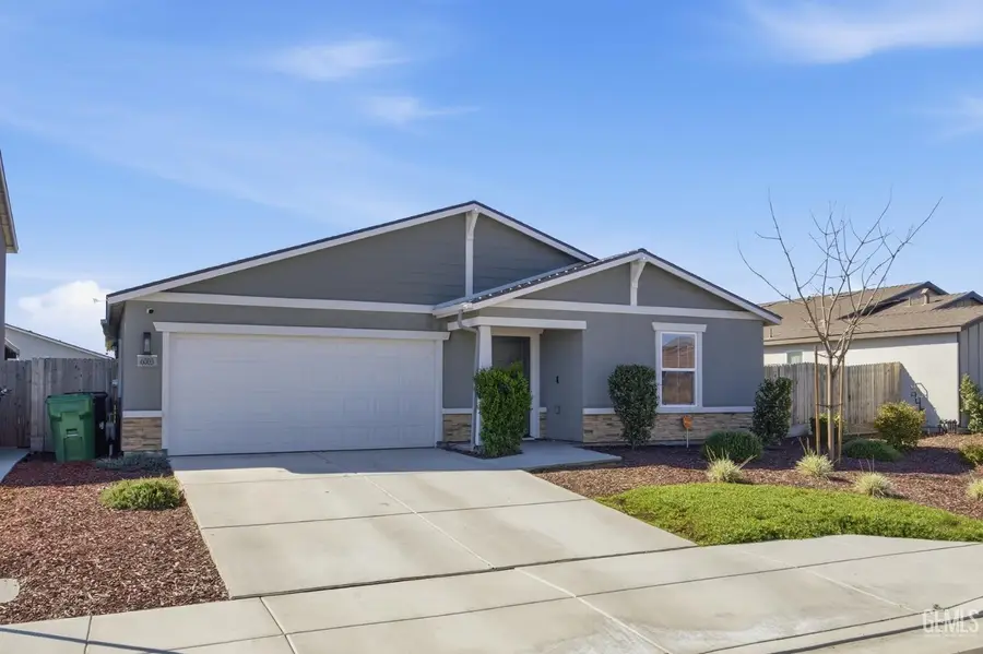 6003 VESPUCCI AVENUE, Bakersfield, CA 93313 - #2