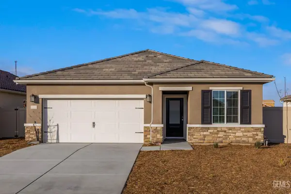 8000 ITA PALM WAY, Bakersfield, CA 93313