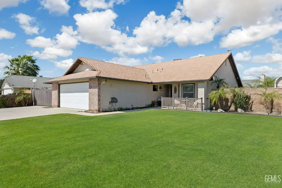 12102 MAGRUDER AVENUE, Bakersfield, CA 93312 - #2