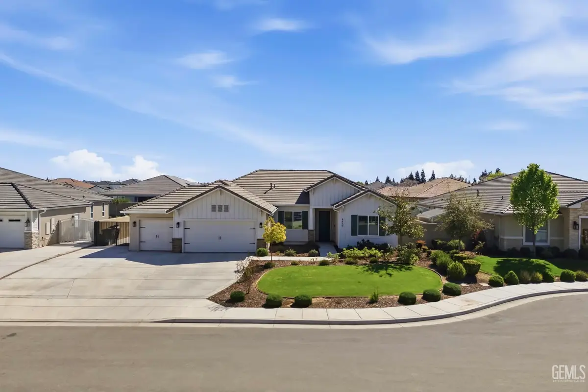 8809 DROMANA COURT, Bakersfield, CA 93314 - #1