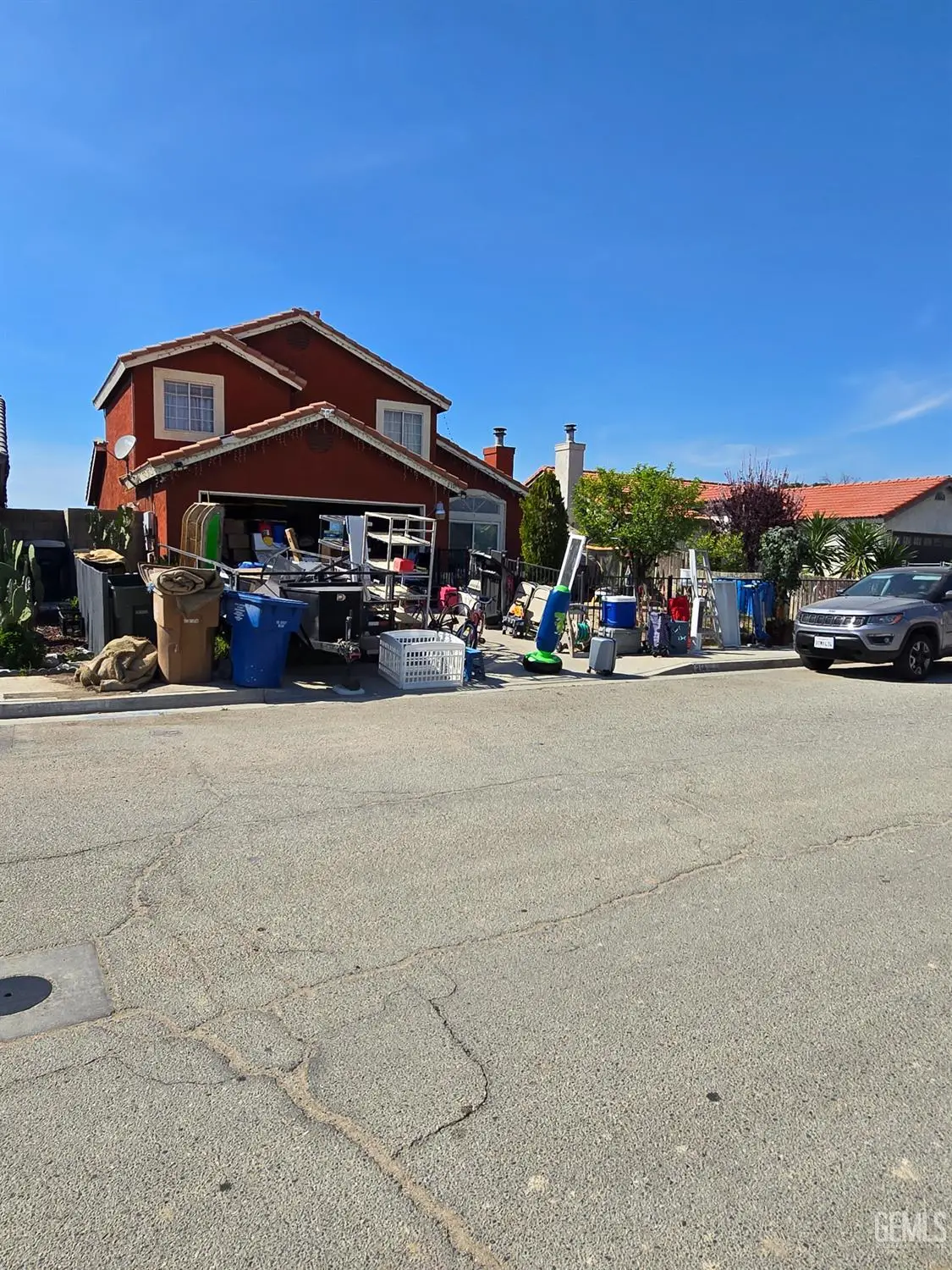 214 DORRANCE STREET, Bakersfield, CA 93307 - #1