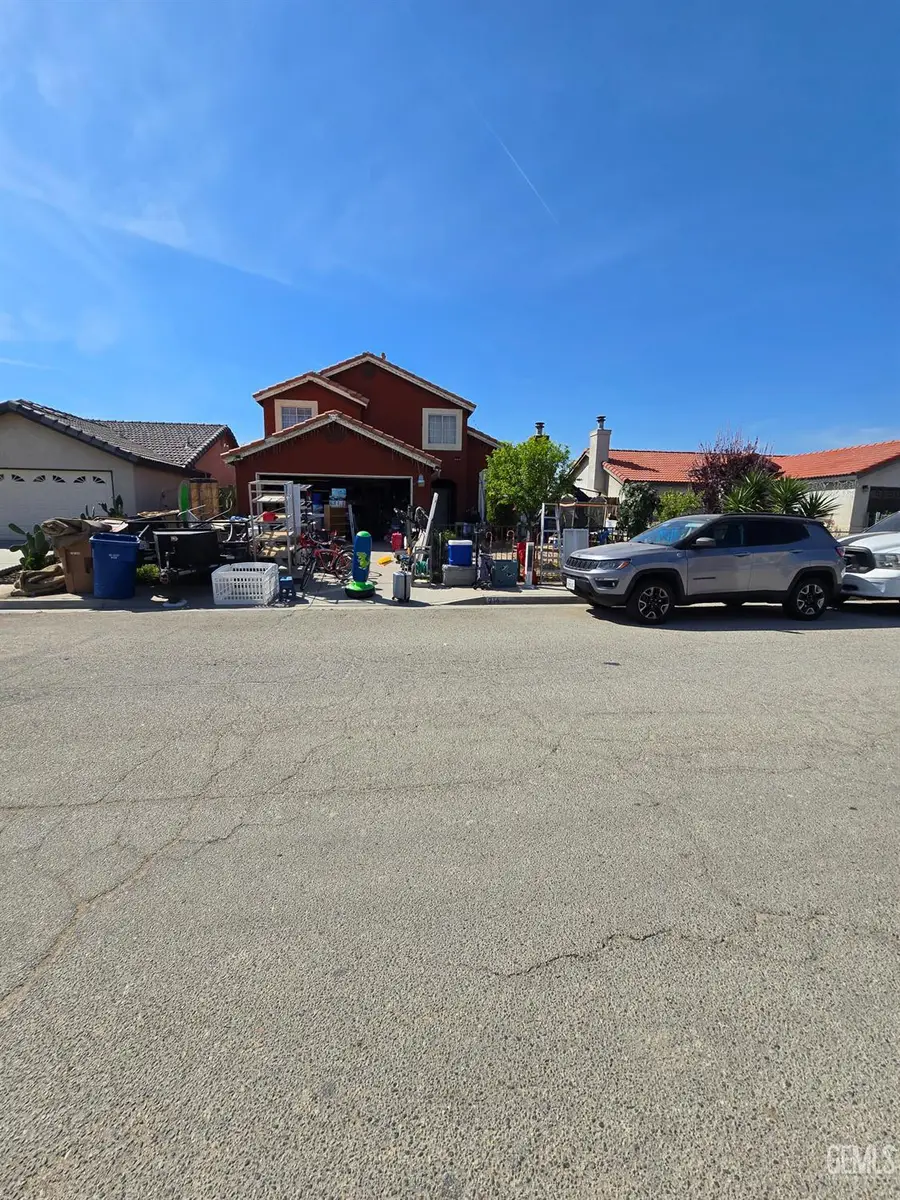 214 DORRANCE STREET, Bakersfield, CA 93307 - #3