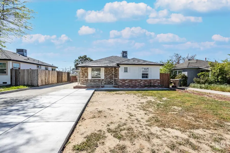 3325 MONTEREY STREET, Bakersfield, CA 93306 - #2