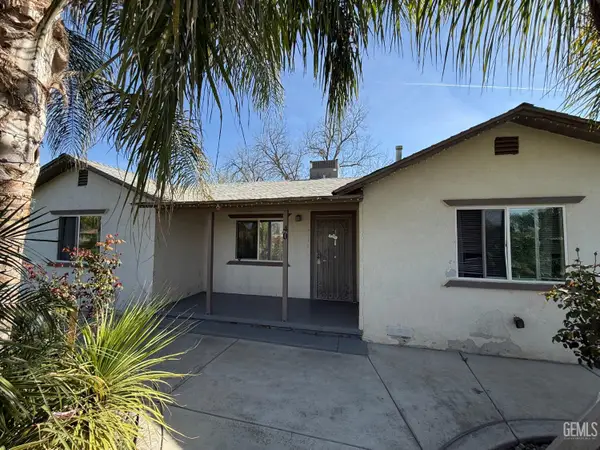 40 STERLING ROAD, Bakersfield, CA 93307