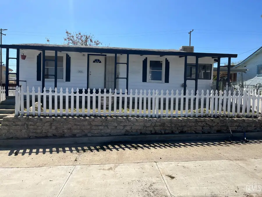 301 D STREET, Taft, CA 93268 - #2