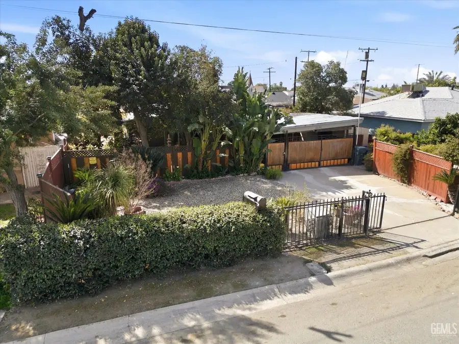 1606 12TH AVENUE, Delano, CA 93215 - #2