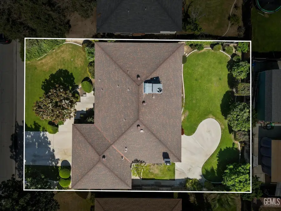 204 CARR STREET, Bakersfield, CA 93309 - #3