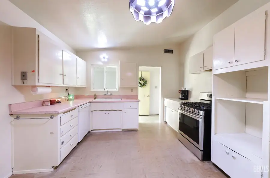 2418 SYCAMORE STREET, Wasco, CA 93280 - #2