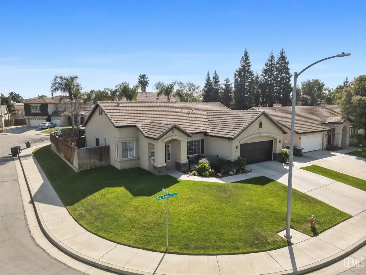 8203 SEA MEADOW LANE, Bakersfield, CA 93312 - #1