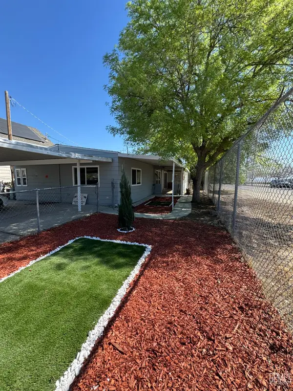 916 SAN JOAQUIN STREET, Maricopa, CA 93252