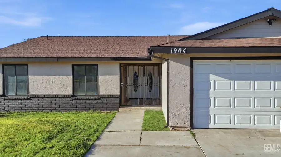 1904 FAIRVIEW ROAD, Bakersfield, CA 93304 - #2