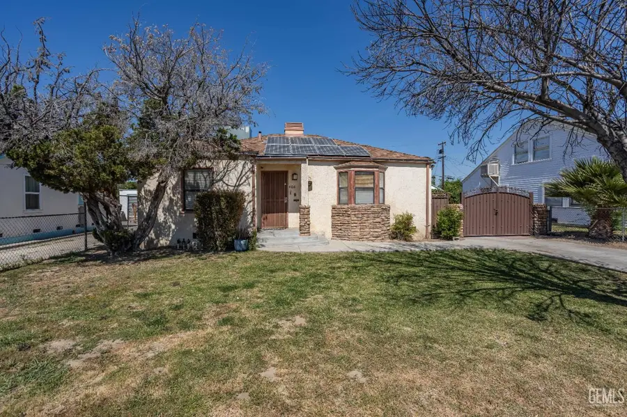 406 10TH STREET, Bakersfield, CA 93304 - #2