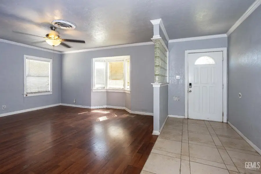 406 10TH STREET, Bakersfield, CA 93304 - #3