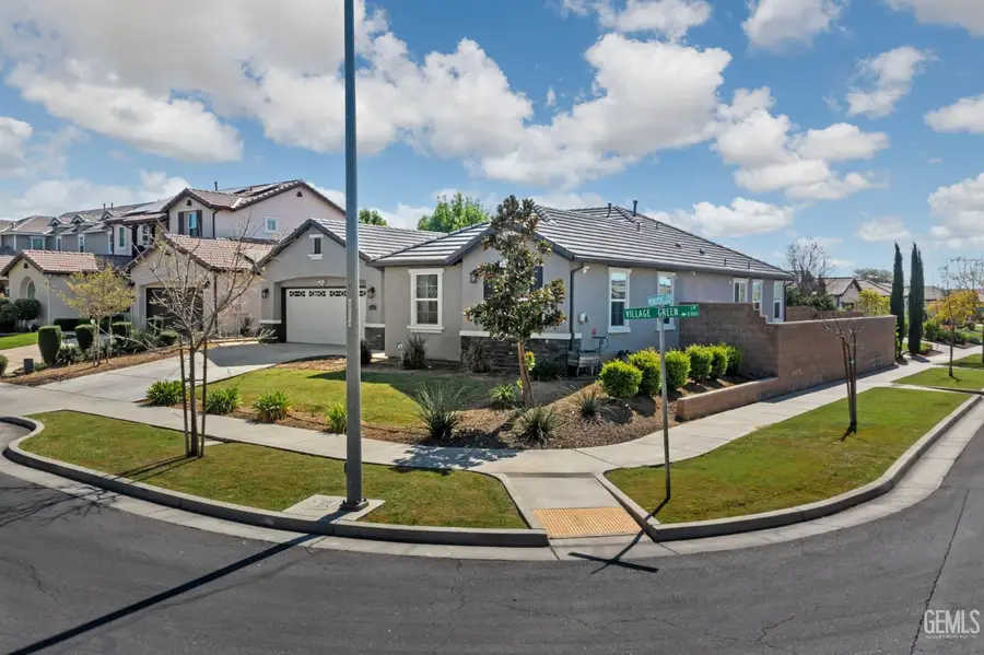 5308 VILLAGE GREEN LANE, Bakersfield, CA 93306 - #3