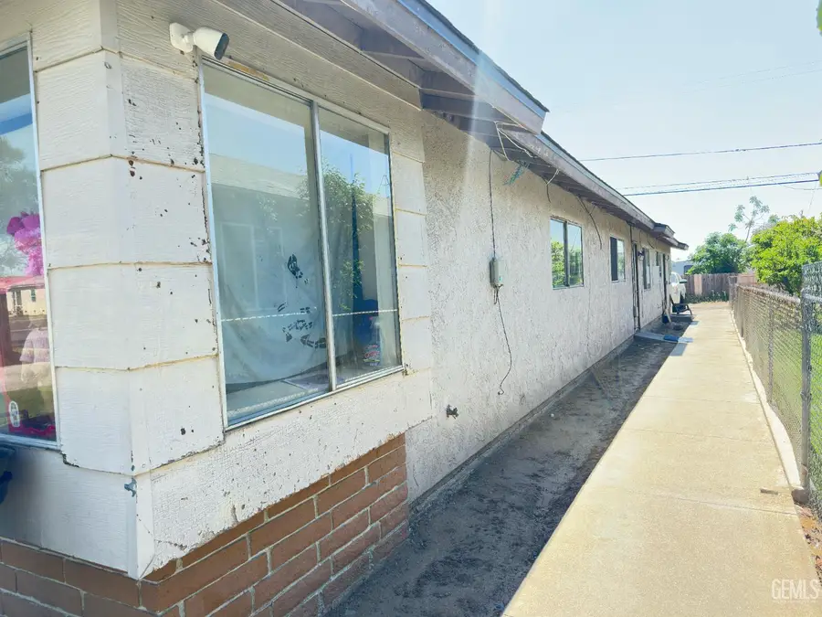 505 WASHINGTON AVENUE, Bakersfield, CA 93308 - #3