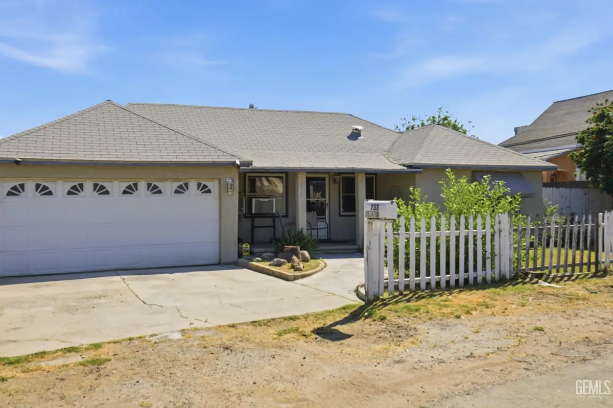 733 DECATUR STREET, Bakersfield, CA 93308 - #1