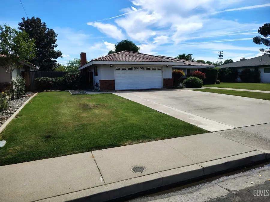 6001 CARTER AVENUE, Bakersfield, CA 93308 - #2