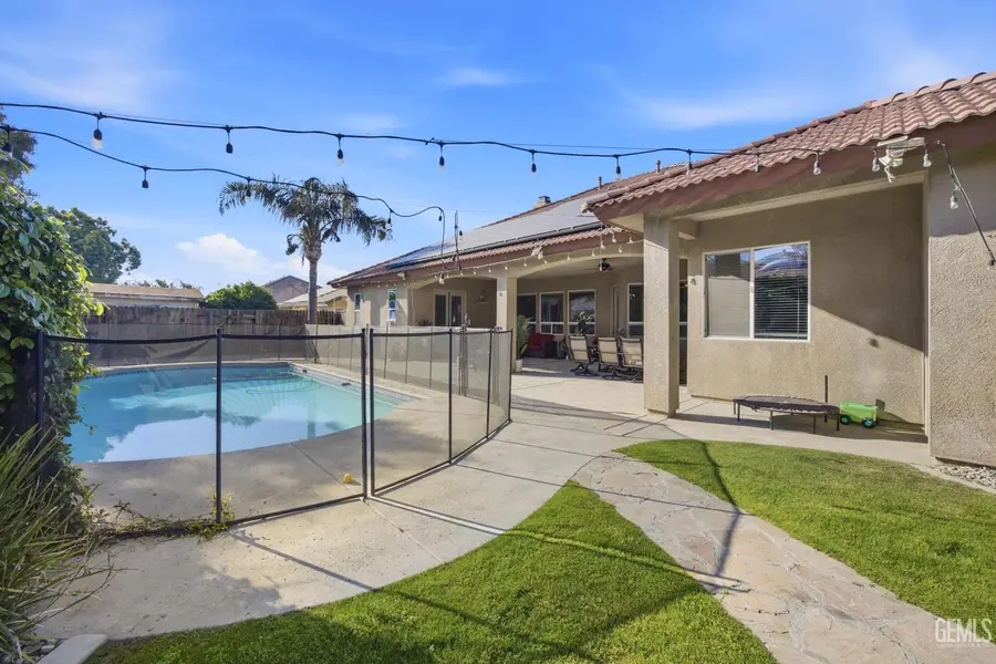 4401 WHITEGATE AVENUE, Bakersfield, CA 93313 - #3