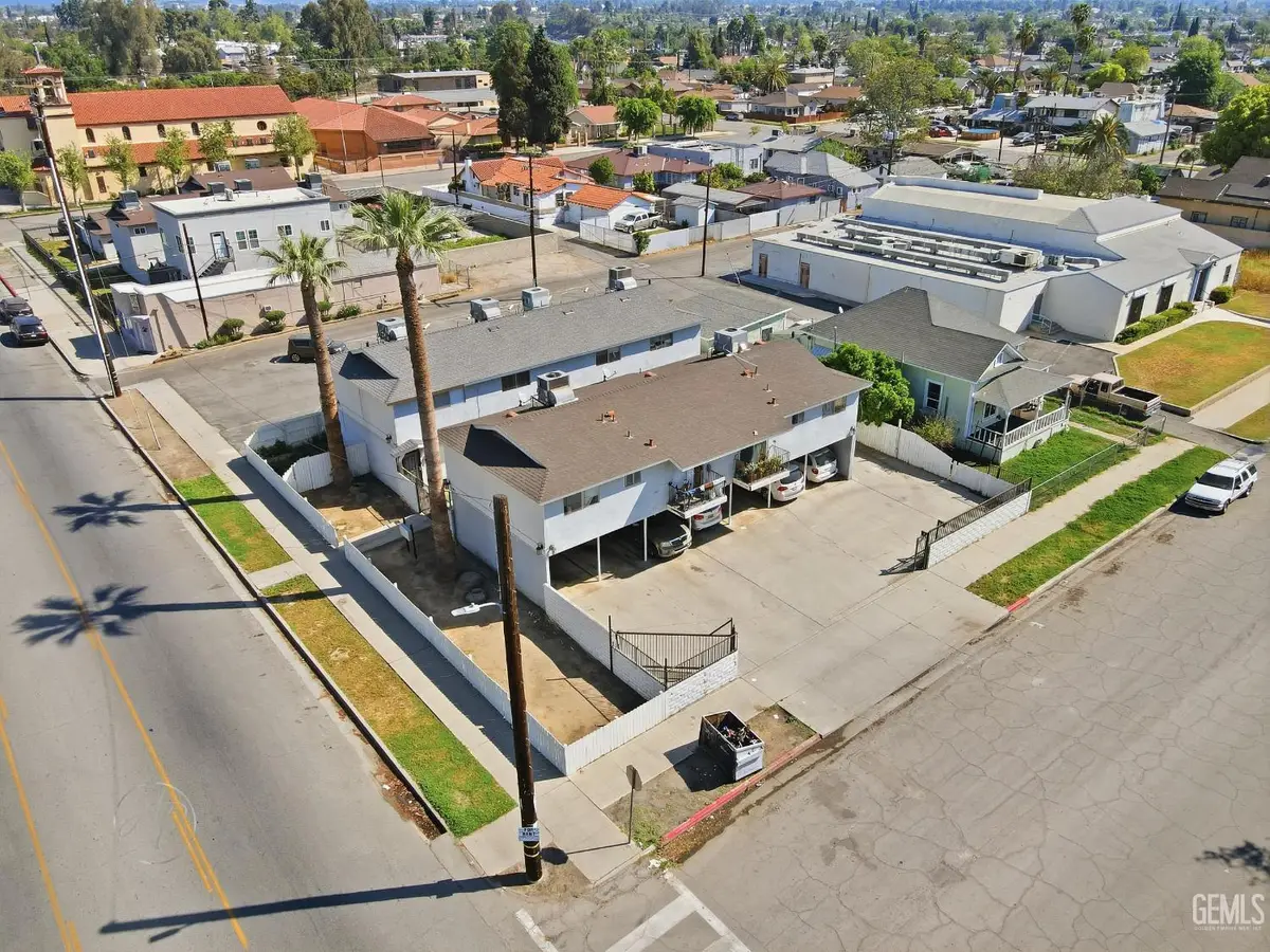 1401 BAKER STREET, Bakersfield, CA 93305 - #1