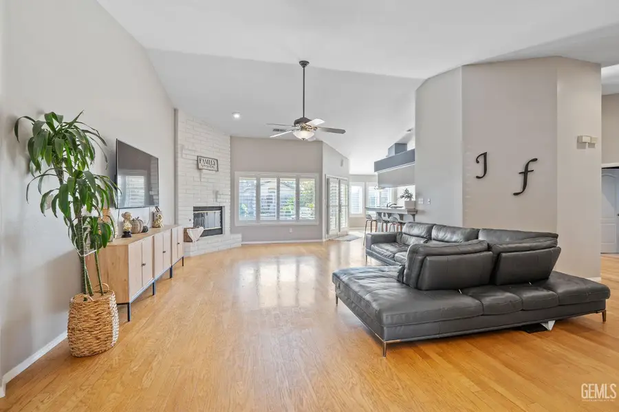 14013 LAS ENTRADAS, Bakersfield, CA 93314 - #2