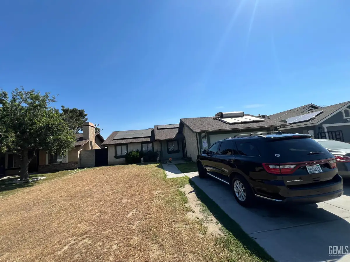 5500 POST STREET, Bakersfield, CA 93307 - #1