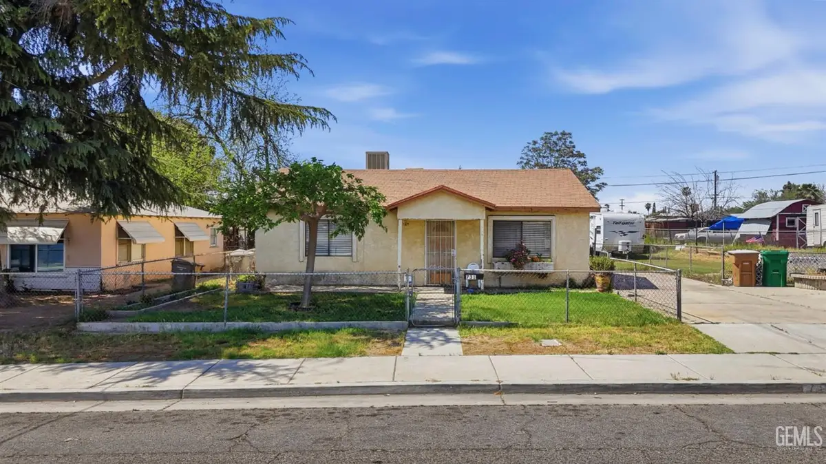 731 SHALIMAR DRIVE, Bakersfield, CA 93306 - #1