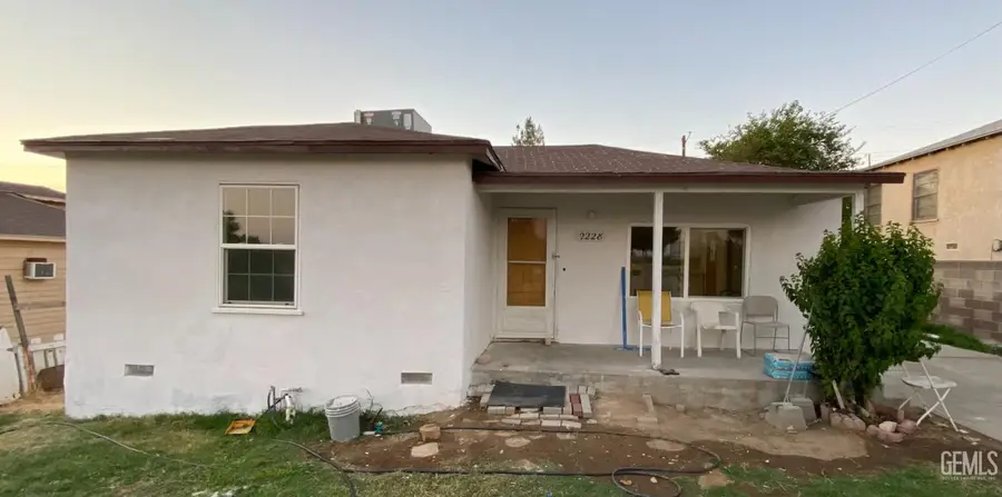 2228 COLLEGE AVENUE, Bakersfield, CA 93306 - #2
