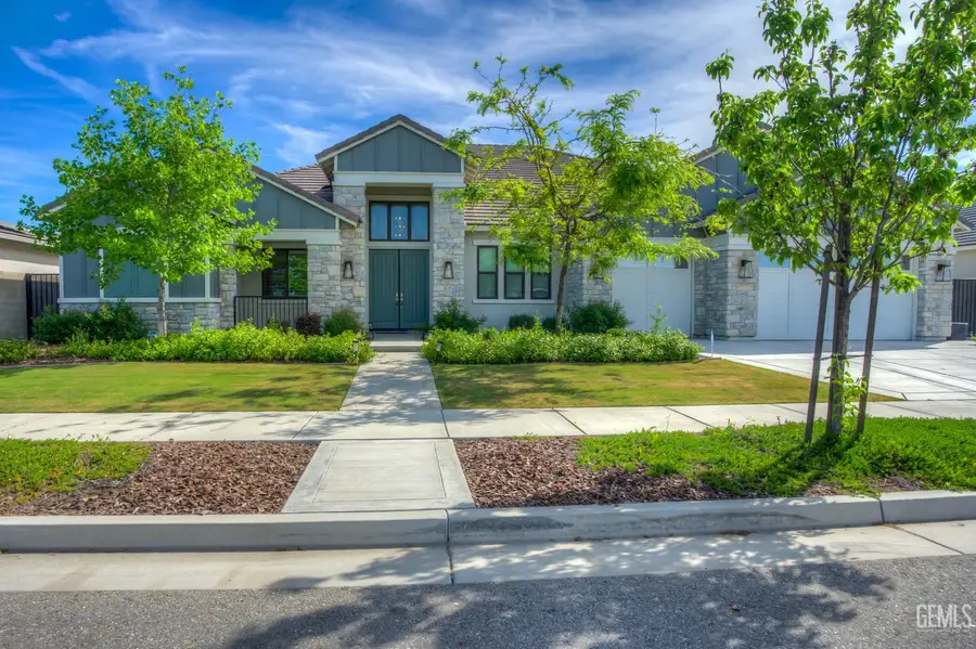 3702 MARIAN WAY, Bakersfield, CA 93311 - #3